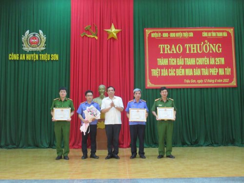 IMG_3525[2].JPG
