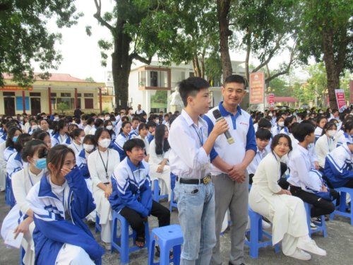 z3825044527909_dbf8cbdaeab1d52b62a6b7ae94182cbf.jpg