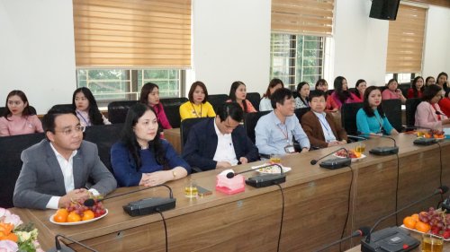 2.2 LĐ Đại biểu dự.JPG