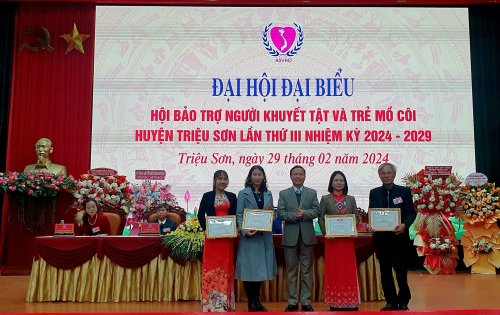 z5202865507967_17b5cda46393e7de289e175cf4fbf051.jpg