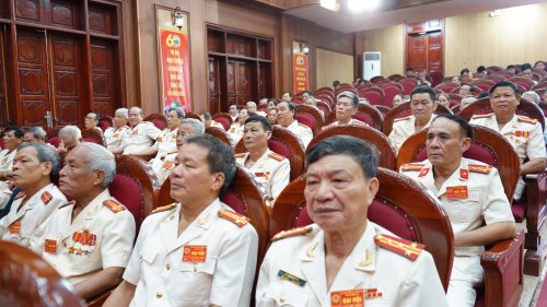 z5516276417770_7c311d86a6a446bed9093de248808b1c.jpg