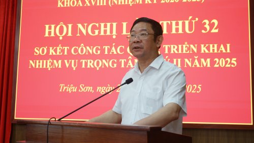 a tuến.JPG
