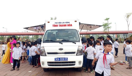 đọc sách 4.jpg