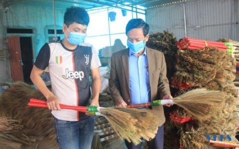 Nghề đan chổi đót ở xã Thọ Bình – sản phẩm OCOP 3 sao