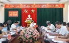 Đồng chí Chủ tịch UBND huyện Vũ Đức Kính, chủ trì phiên họp thường kỳ UBND huyện tháng 6 năm 2022