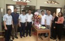 Các đồng chí lãnh đạo huyện chúc mừng kỷ niệm 77 năm ngày truyền thống ngành Nông nghiệp