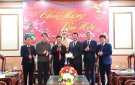 Huyện Vĩnh Linh, tỉnh Quảng Trị tặng quà chúc mừng 60 năm ngày thành lập huyện Triệu Sơn và công bố huyện đạt chuẩn NTM nâng cao