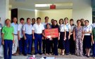 Trao tiền hỗ trợ xây dựng nhà ở cho hộ cận nghèo có hoàn cảnh khó khăn tại xã Xuân Lộc, Triệu Thành