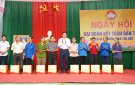 Trưởng Ban Tổ chức Huyện ủy Hà Hữu Khang, dự ngày hội đại đoàn kết toàn dân tại thôn 3 xã Thọ Vực. 