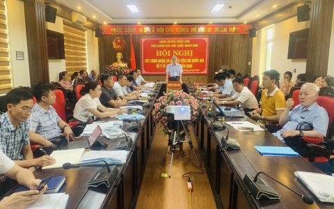 Hội nghị xét cộng nhận xã đạt tiêu chí Quốc gia về Y tế giai đoạn đến năm 2030.