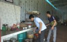 Ban chỉ đạo về quản lý vệ sinh an toàn thực phẩm kiểm tra xã an toàn thực phẩm tại Dân Quyền