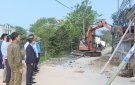 Chủ tịch UBND huyện kiểm tra việc thực hiện Nghị quyết 12 tại các xã