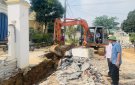 Đồng chí Phó Chủ tịch UBND huyện, Bùi Huy Dũng, kiểm tra Dự án cầu Cốc Thuận xã Xuân Lộc và thực hiện Nghị quyết 12 tại xã Xuân Thọ.