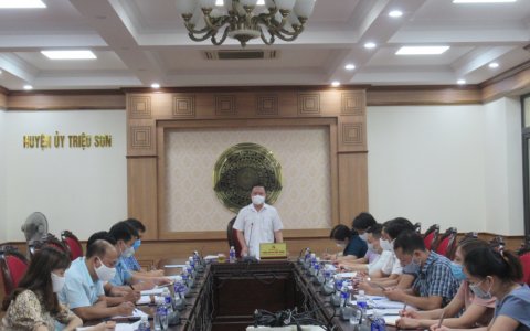 Thường trực Huyện ủy làm việc với Văn phòng điều phối Nông thôn mới huyện
