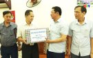 Thường trực Huyện ủy thăm và tặng quà các gia đình chính sách nhân dịp 27/ 7