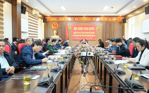 Hội nghị toàn quốc nghiên cứu, học tập, quán triệt Nghị quyết Hội nghị lần thứ 8, Ban Chấp hành Trung ương Đảng khóa XIII